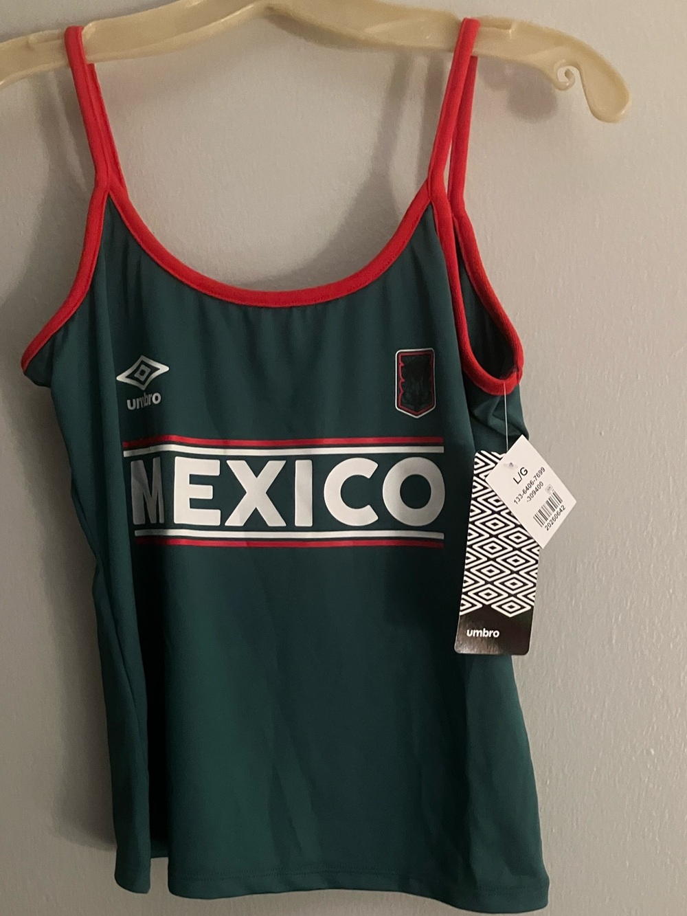 Mexican Soccer Green & Red Mexico Tank Top by Umbro🥰🥰